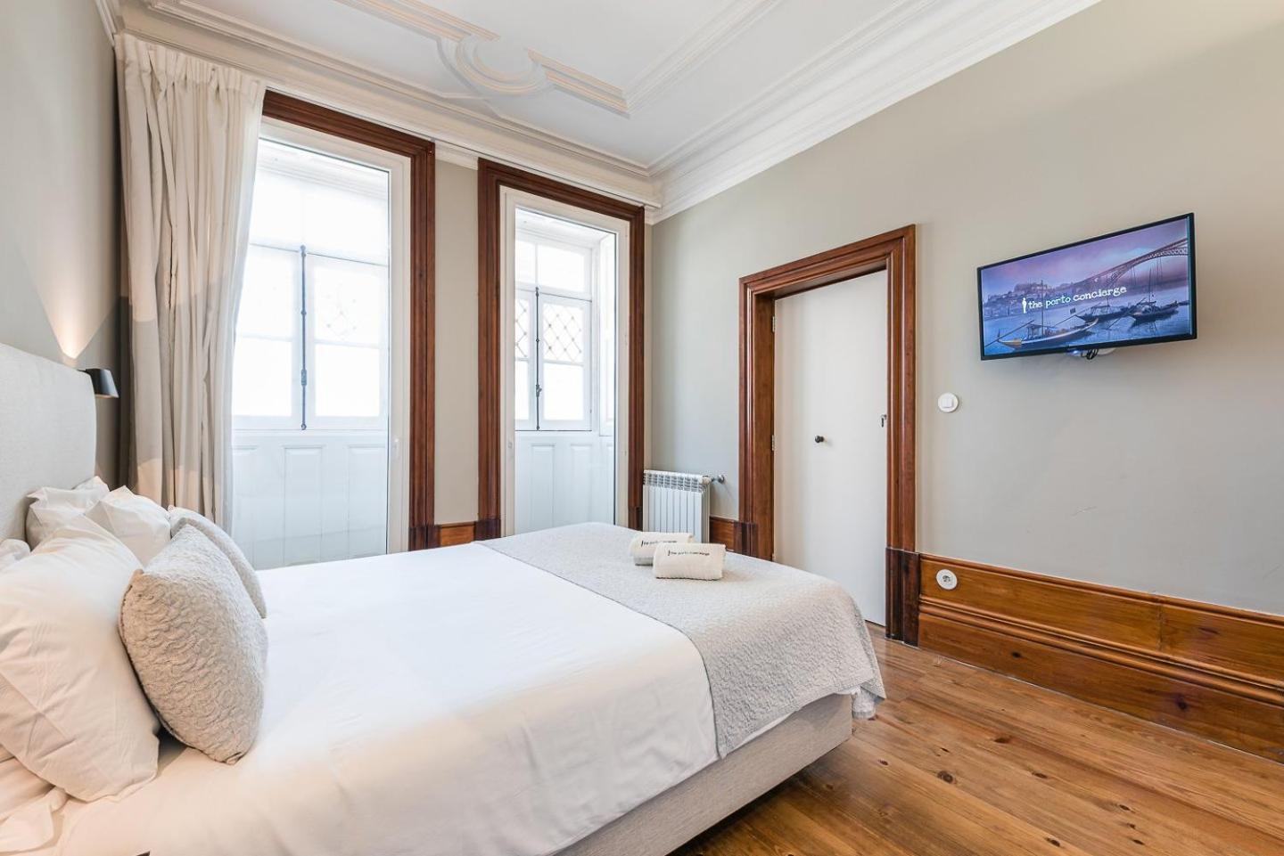 Guestready - Cedofeita Pool Suites Porto Ngoại thất bức ảnh