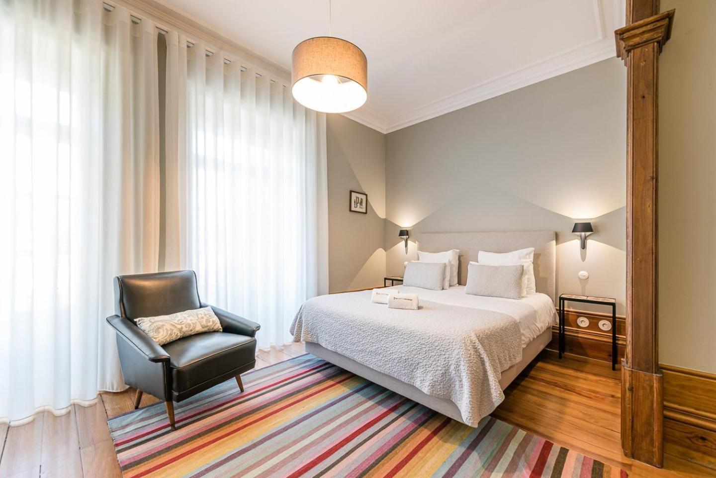 Guestready - Cedofeita Pool Suites Porto Ngoại thất bức ảnh